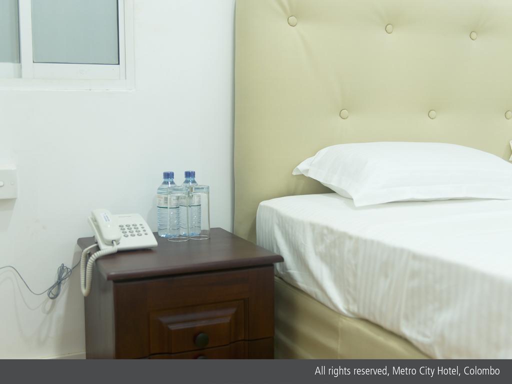 Metro City Hotel Colombo Luaran gambar
