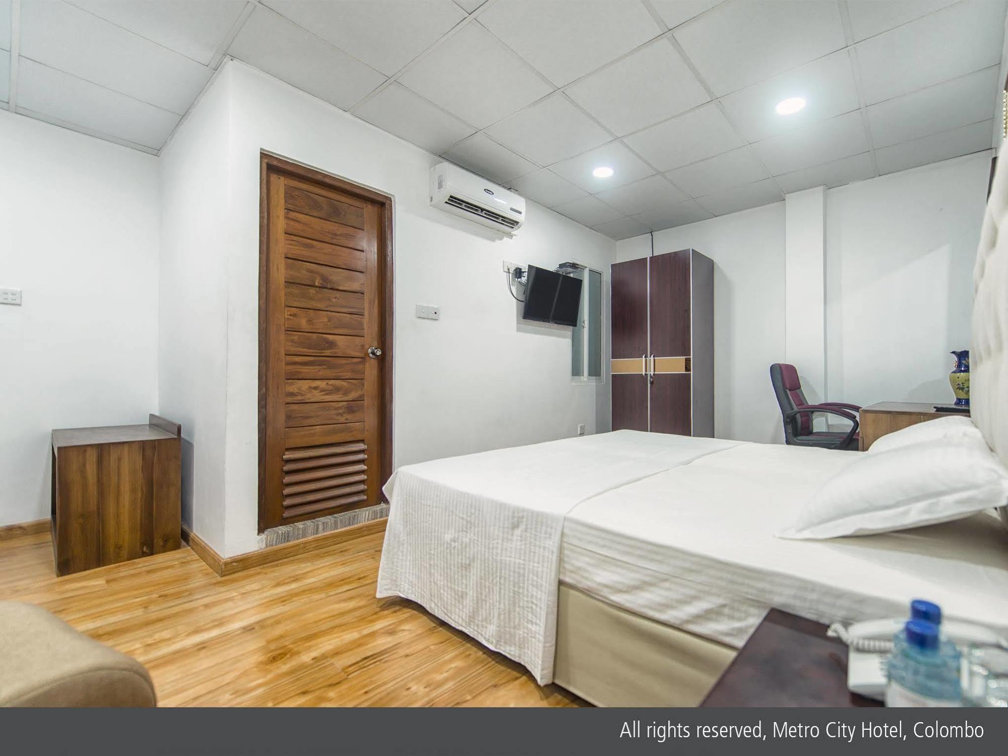 Metro City Hotel Colombo Luaran gambar