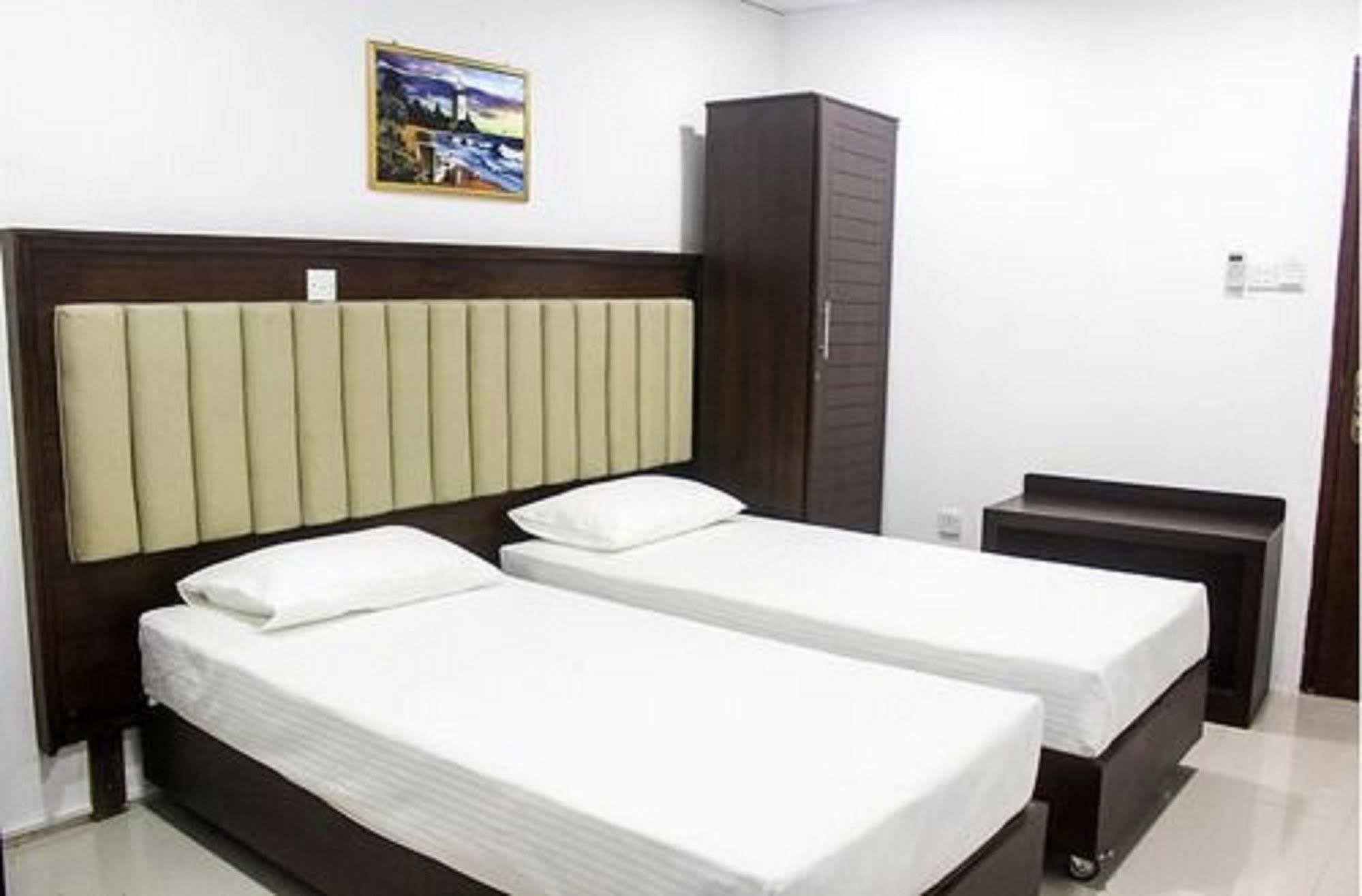 Metro City Hotel Colombo Luaran gambar